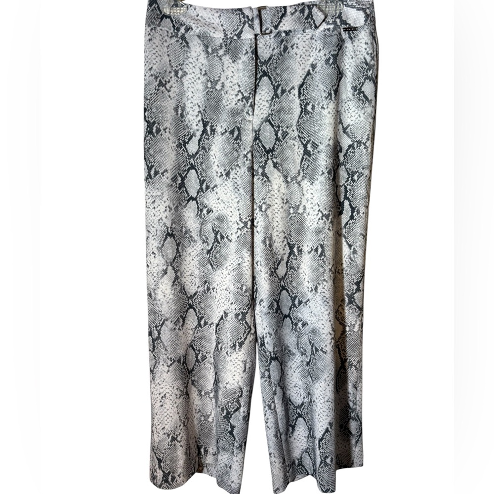 Tahari T Snake Print Design pants Size 6 zip Front 23” inseam